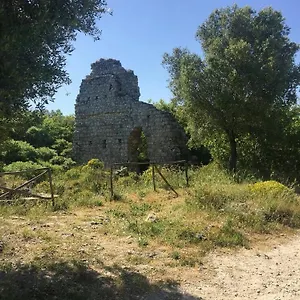 https://villaggio-la-collinetta.sicilyhotelsitaly.net